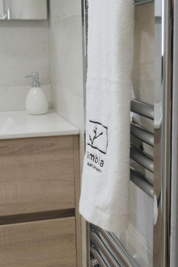Apartaments La Rambla - Arbequina - 6 Persones Cornudella de Montsant Luaran gambar
