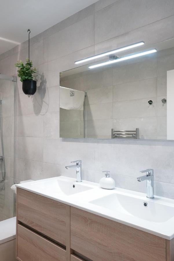 Apartaments La Rambla - Arbequina - 6 Persones Cornudella de Montsant Luaran gambar