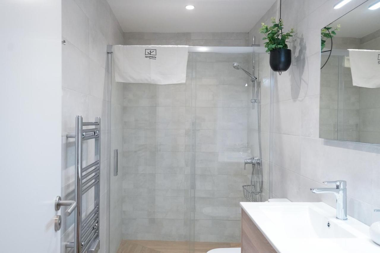 Apartaments La Rambla - Arbequina - 6 Persones Cornudella de Montsant Luaran gambar
